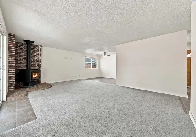 Photo 4 of Sale Pending at 316 S Neel St, Kennewick, WA 99336 | MLS# PAC296582 | Listing updated on 2026-10-21