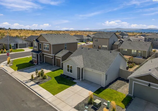 Photo 1 of Single family home for sale at 11216 Nottingham Dr, Pasco, WA 99301 | MLS# PAC296583 | Listing updated on 2026-10-17
