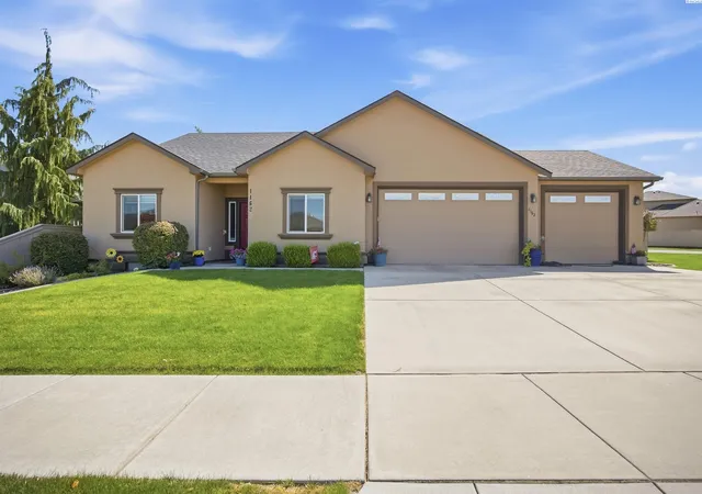 Photo 1 of Single family home for sale at 1162 N Oklahoma Pl, Kennewick, WA 99336 | MLS# PAC296585 | Listing updated on 2026-10-17