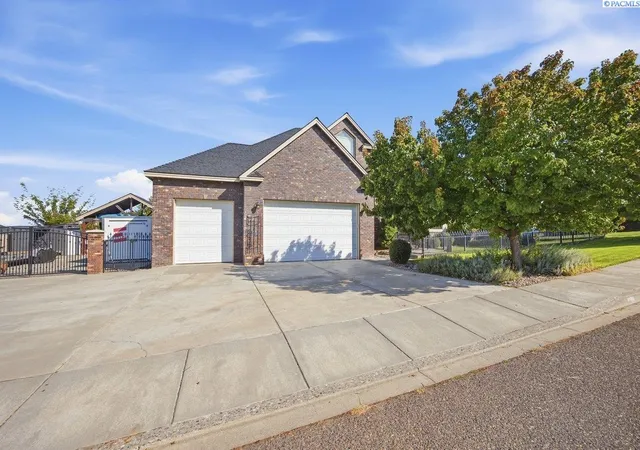 Photo 1 of Single family home for sale at 4607 Adobe Dr, Pasco, WA 99301 | MLS# PAC296590 | Listing updated on 2026-10-20