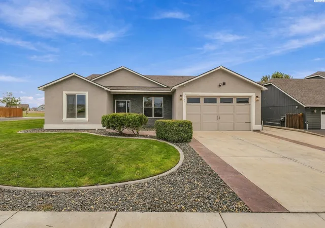Photo 1 of Single family home for sale at 5122 Reagan Way, Pasco, WA 99301 | MLS# PAC296636 | Listing updated on 2026-10-23