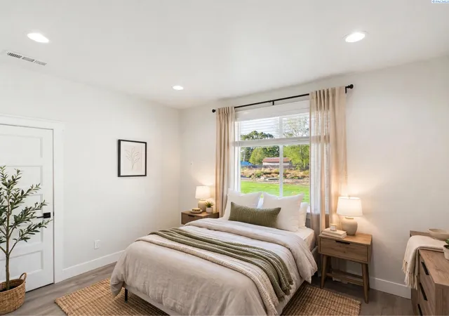 Photo 2 of Single family home for sale at 16314 S Gertrude St, Kennewick, WA 99337 | MLS# PAC296649 | Listing updated on 2026-10-22