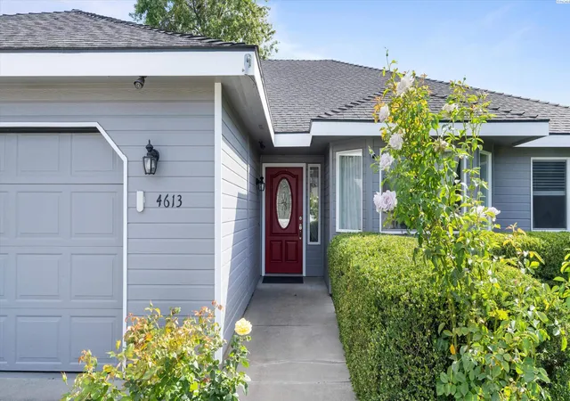 Photo 3 of Single family home for sale at 4613 W Grand Ronde Ave, Kennewick, WA 99336 | MLS# PAC296652 | Listing updated on 2026-10-22