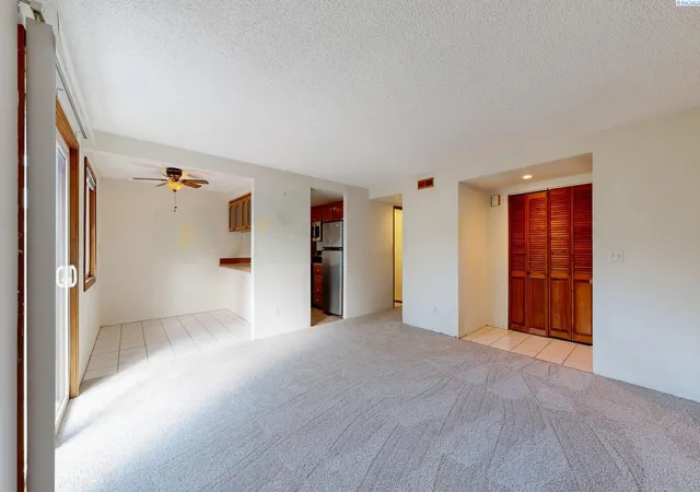 Photo 4 of Sale Pending at 420 S Quincy St, Kennewick, WA 99336 | MLS# PAC296689 | Listing updated on 2026-10-21