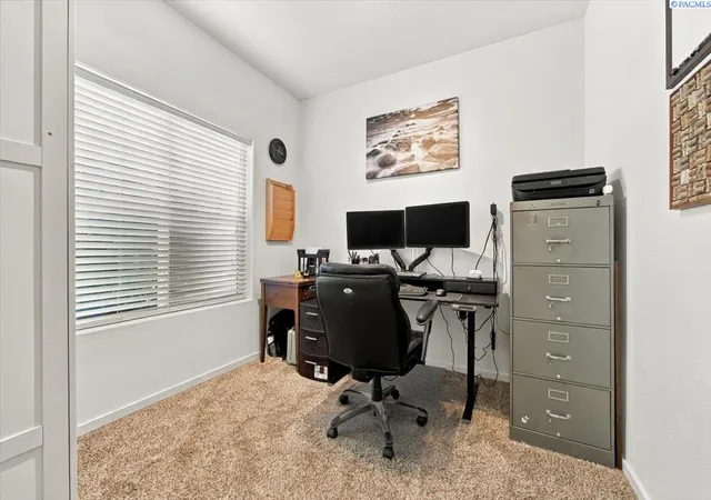 Photo 3 of Sale Pending at 5729 Sidon Ln, Pasco, WA 99301 | MLS# PAC296698 | Listing updated on 2026-10-21