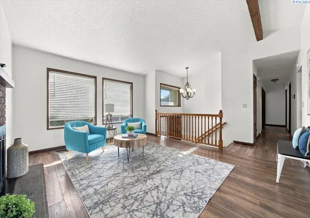 Single family home for sale at 8120 W Hood Ave, Kennewick, WA 99336 | MLS# PAC296701