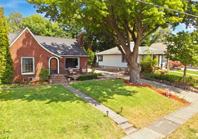 Photo 2 of Single family home for sale at 620 Se High St, Pullman, WA 99163 | MLS# PAC296704 | Listing updated on 2026-10-16