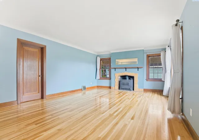 Photo 4 of Single family home for sale at 620 SE High St, Pullman, WA 99163 | MLS# PAC296704 | Listing updated on 2026-10-16