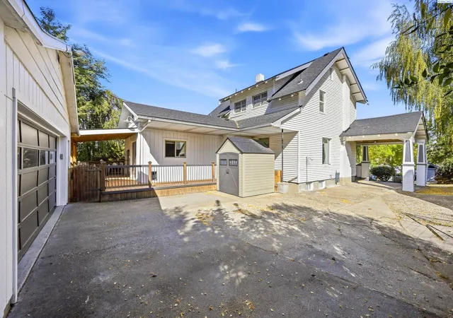 Photo 2 of Single family home for sale at 910 S Lake St, Colfax, WA 99111 | MLS# PAC296707 | Listing updated on 2026-10-14