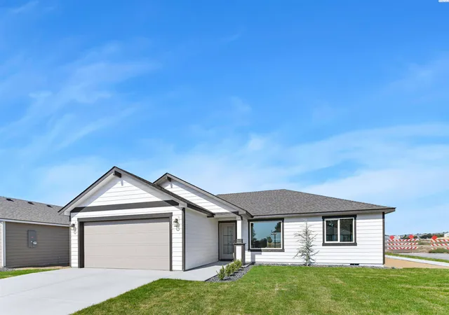 Photo 2 of Single family home for sale at 4138 Road 104, Pasco, WA 99301 | MLS# PAC296708 | Listing updated on 2026-10-23