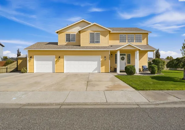 Photo 1 of Single family home for sale at 5305 Truman Ln, Pasco, WA 99301 | MLS# PAC296740 | Listing updated on 2026-10-21