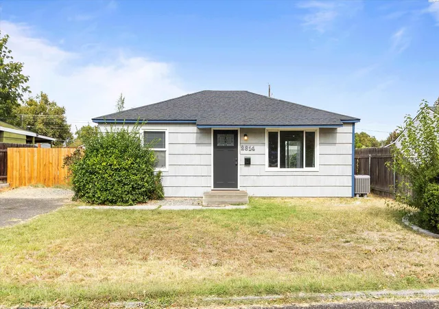 Photo 1 of Single family home for sale at 2314 W 4th Place, Kennewick, WA 99336 | MLS# PAC296772 | Listing updated on 2026-10-23