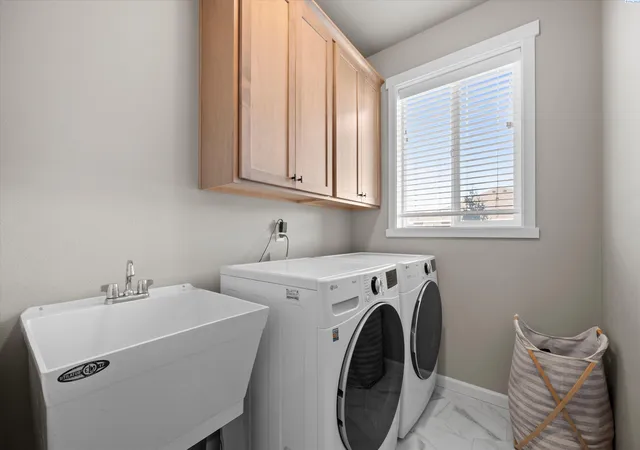 Photo 4 of Sale Pending at 502 Constance Ave, West Richland, WA 99353 | MLS# PAC296795 | Listing updated on 2026-10-21