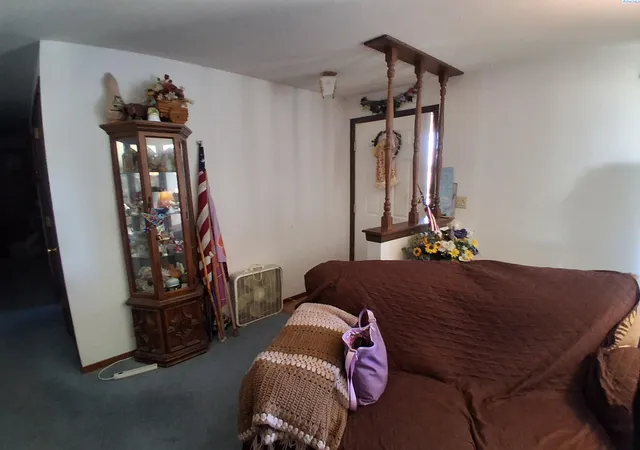 Photo 4 of Single family home for sale at 728 Ford St, Prosser, WA 99350 | MLS# PAC296796 | Listing updated on 2026-10-17