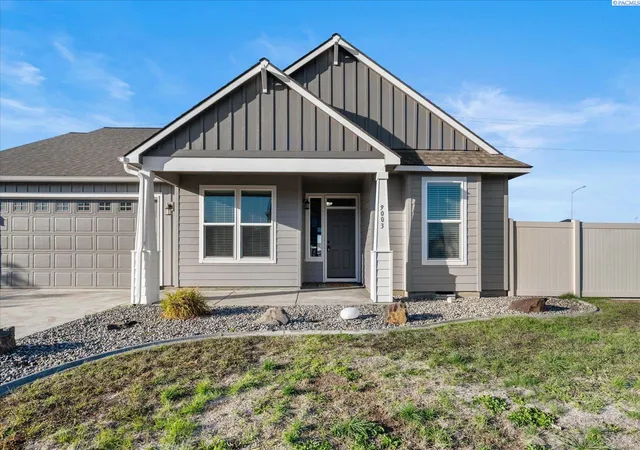 Photo 2 of Single family home for sale at 9003 Durham Ct, Pasco, WA 99301 | MLS# PAC296812 | Listing updated on 2026-10-15