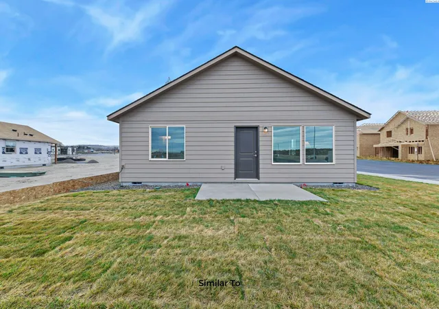 Photo 3 of Single family home for sale at 751 Honeylicious St, Richland, WA 99352 | MLS# PAC296829 | Listing updated on 2026-10-22