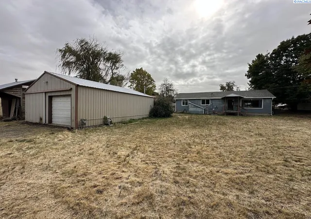 Photo 1 of Single family home for sale at 102 Ensign Rd, Saint John, WA 99171 | MLS# PAC296831 | Listing updated on 2026-10-29