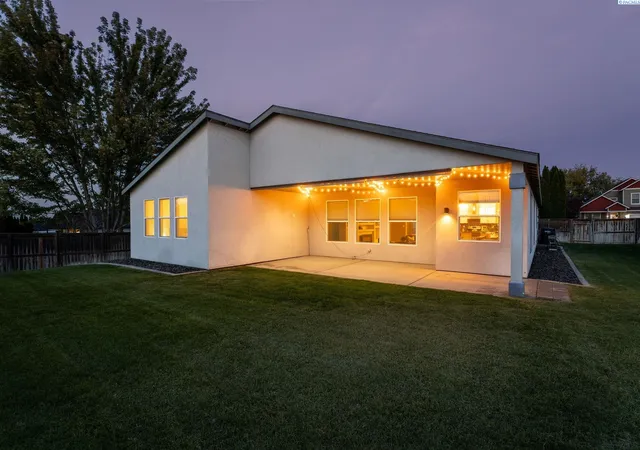 Photo 3 of Single family home for sale at 621 Pinnacle Dr, West Richland, WA 99353 | MLS# PAC296843 | Listing updated on 2026-10-15