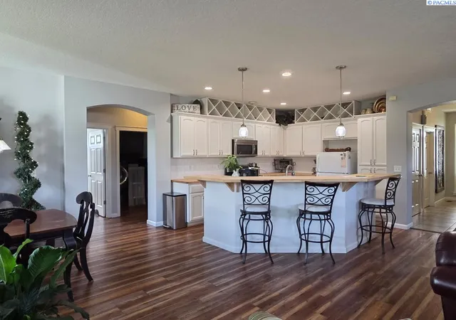 Photo 4 of Single family home for sale at 6311 Landsdowne Ct, Pasco, WA 99301 | MLS# PAC296849 | Listing updated on 2026-10-22