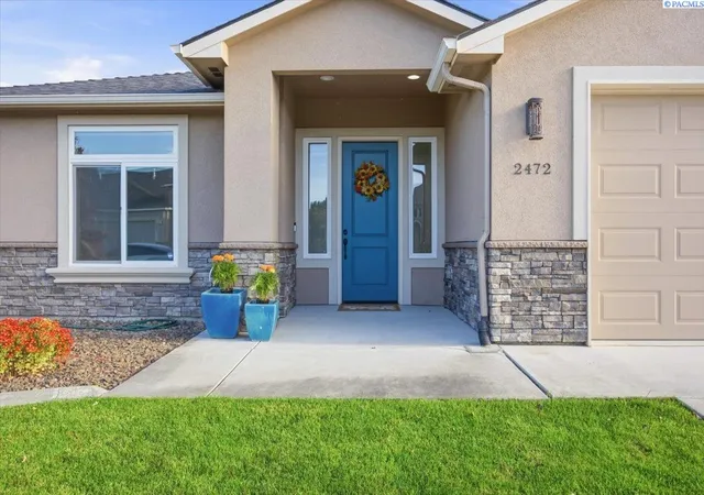 Photo 2 of Townhouse for sale at 2472 Bramasole, Richland, WA 99354 | MLS# PAC296861 | Listing updated on 2026-10-17