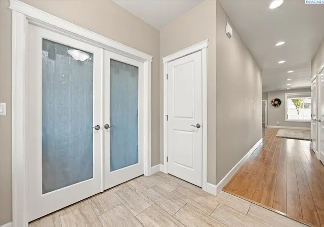 Photo 3 of Townhouse for sale at 2472 Bramasole, Richland, WA 99354 | MLS# PAC296861 | Listing updated on 2026-10-17