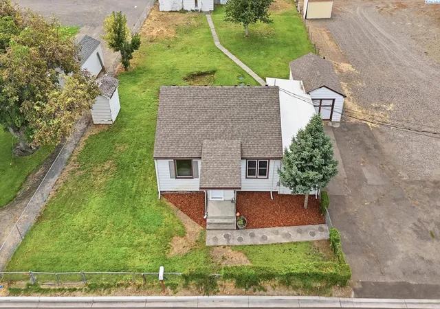 Photo 1 of Sale Pending at 4416 W Court St, Pasco, WA 99301 | MLS# PAC296880 | Listing updated on 2026-10-27