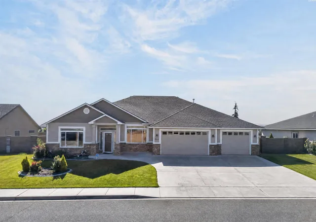Photo 43 of Single family home for sale at 4502 Tamarisk Dr, Pasco, WA 99301 | MLS# PAC296893 | Listing updated on 2026-10-23
