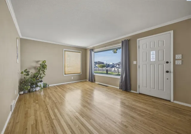 Photo 3 of Sale Pending at 1838 W Octave St, Pasco, WA 99301 | MLS# PAC296900 | Listing updated on 2026-10-21