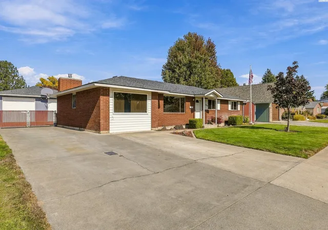 Photo 3 of Single family home for sale at 540 Holly St, Richland, WA 99354 | MLS# PAC296920 | Listing updated on 2026-10-15