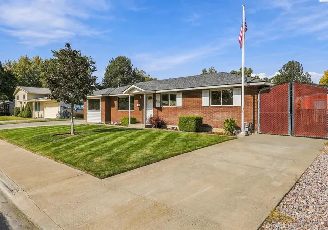 Photo 4 of Single family home for sale at 540 Holly St, Richland, WA 99354 | MLS# PAC296920 | Listing updated on 2026-10-15
