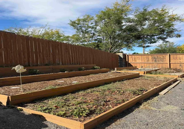 Photo 4 of Single family home for sale at 4504 S Underwood Pl, Kennewick, WA 99337 | MLS# PAC296922 | Listing updated on 2026-10-17