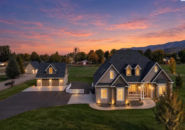 Photo 1 of Single family home for sale at 18705 S Quail Run Pr Sw, Prosser, WA 99350 | MLS# PAC296948 | Listing updated on 2026-10-27