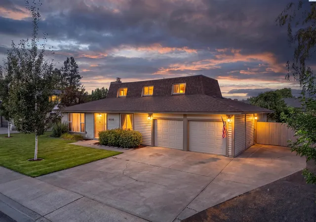 Photo 2 of Sale Pending at 4008 W 18th Avenue, Kennewick, WA 99338 | MLS# PAC296962 | Listing updated on 2026-10-21