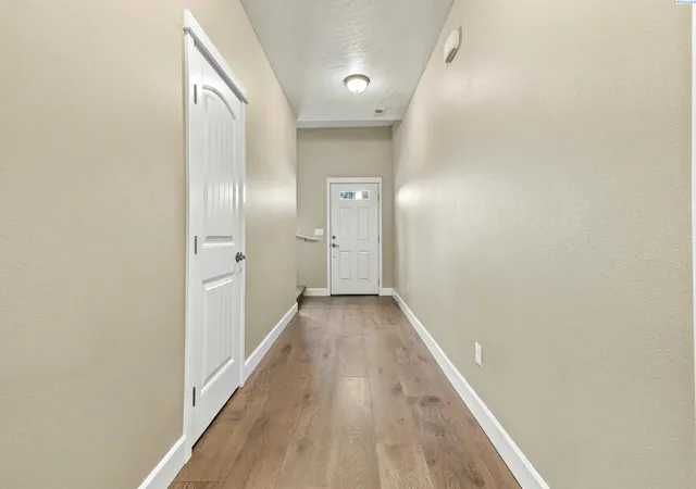 Photo 2 of Townhouse for sale at 1081 S Delaware St, Kennewick, WA 99338 | MLS# PAC296963 | Listing updated on 2026-10-22