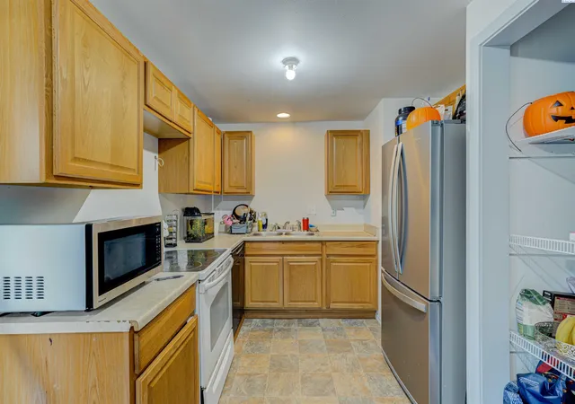Photo 3 of House for sale at 7208 W Yellowstone, Kennewick, WA | MLS# PAC296964 | Listing updated on 2026-10-18