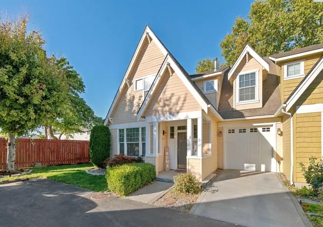 Photo 2 of Sale Pending at 947 S Keller, Kennewick, WA 99336 | MLS# PAC297023 | Listing updated on 2026-10-21