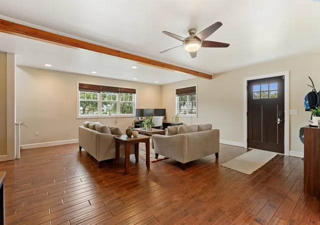 Photo 4 of Single family home for sale at 1431 Grant Ave, Prosser, WA 99350 | MLS# PAC297027 | Listing updated on 2026-10-14