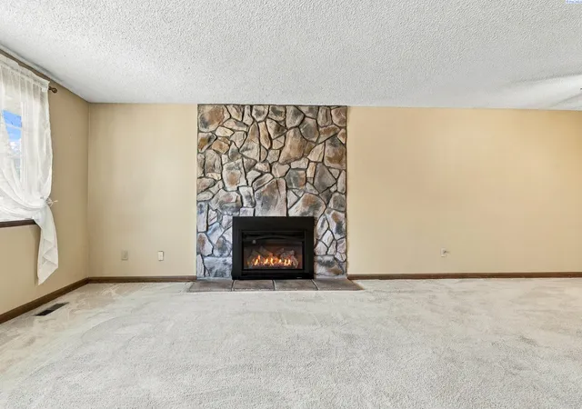 Photo 4 of Sale Pending at 1941 Quail Ct, West Richland, WA 99353 | MLS# PAC297044 | Listing updated on 2026-10-21