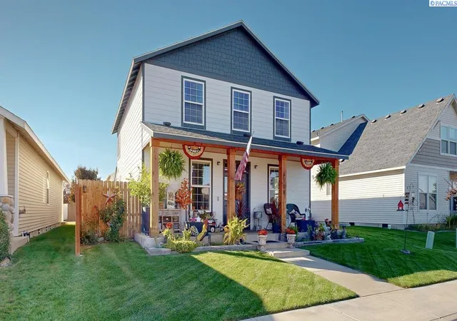 Photo 2 of Single family home for sale at 4708 Belgian Ln, Pasco, WA 99301 | MLS# PAC297057 | Listing updated on 2026-10-22