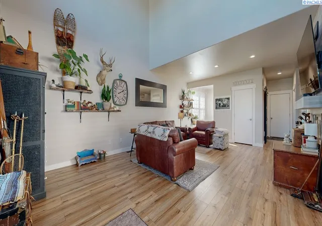Photo 3 of Single family home for sale at 4708 Belgian Ln, Pasco, WA 99301 | MLS# PAC297057 | Listing updated on 2026-10-22