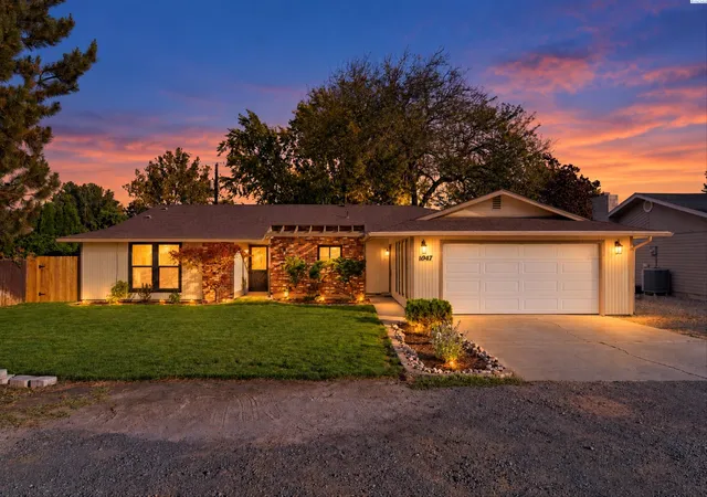 Photo 1 of Single family home for sale at 4917 W Sylvester St, Pasco, WA 99301 | MLS# PAC297097 | Listing updated on 2026-10-24