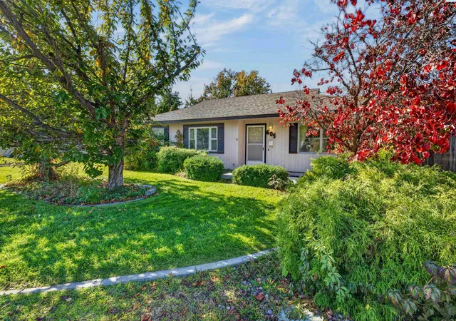Photo 2 of Single family home for sale at 605 Cottonwood Dr, Richland, WA 99352 | MLS# PAC297107 | Listing updated on 2026-10-23