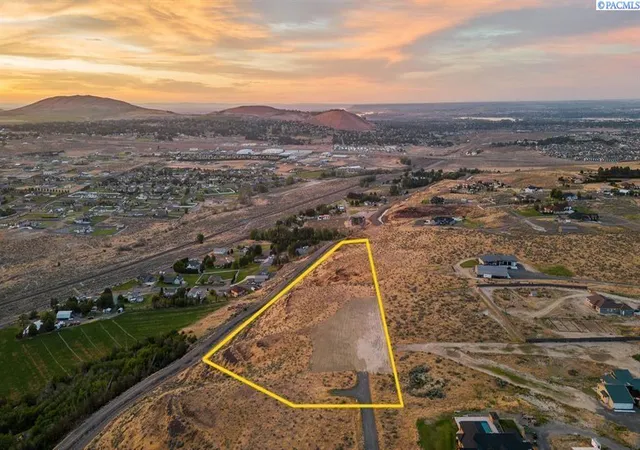 Photo 3 of Land for sale at 107043 E 245 Prairie SE, Kennewick, WA 99338 | MLS# PAC297113 | Listing updated on 2026-10-23