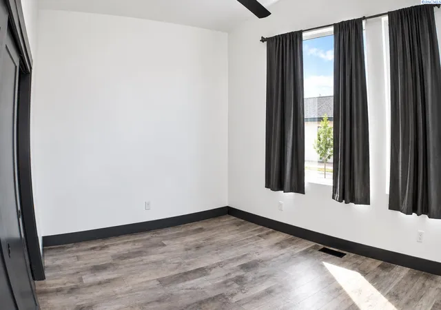Photo 3 of Single family home for sale at 3312 Bing St, West Richland, WA 99353 | MLS# PAC297114 | Listing updated on 2026-10-16