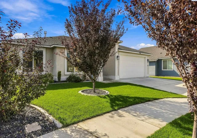 Photo 4 of Single family home for sale at 4413 Village View St, Richland, WA 99352 | MLS# PAC297120 | Listing updated on 2026-10-18