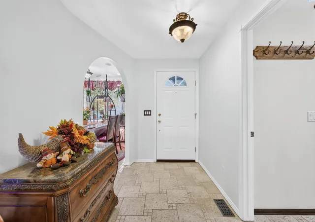 Photo 3 of Single family home for sale at 4316 W 8th Avenue, Kennewick, WA 99336 | MLS# PAC297121 | Listing updated on 2026-10-21