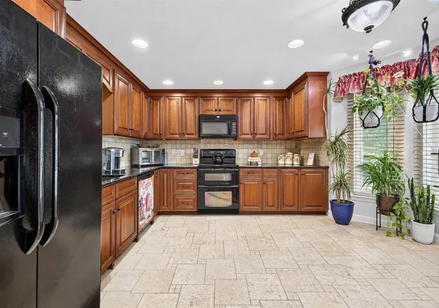 Photo 3 of Single family home for sale at 4316 W 8th Avenue, Kennewick, WA 99336 | MLS# PAC297121 | Listing updated on 2026-10-21