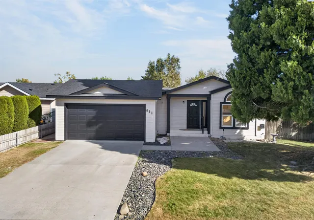 Photo 33 of Manufactured home for sale at 611 N Waldemar Ave, Pasco, WA 99301 | MLS# PAC297138 | Listing updated on 2026-10-23