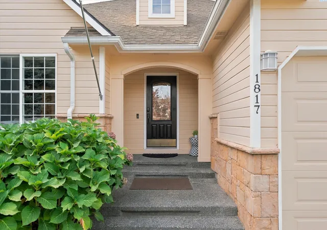 Photo 3 of Single family home for sale at 1817 Newhaven Loop, Richland, WA 99352 | MLS# PAC297139 | Listing updated on 2026-10-19