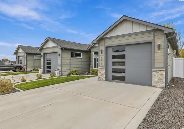 Photo 3 of Townhouse for sale at 2770 Friesian Ct, West Richland, WA 99353 | MLS# PAC297151 | Listing updated on 2026-10-17